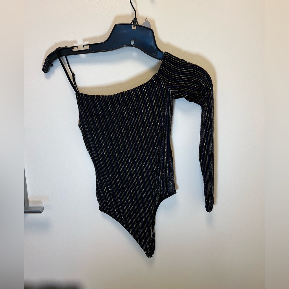 H:ours XXS one shoulder glitter bodysuit
